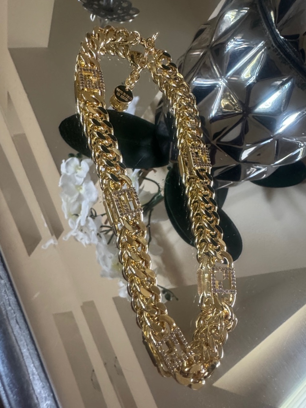 Fendi Gold Chain Necklace with Crystal-Embellished Links - Picture 2 of 14